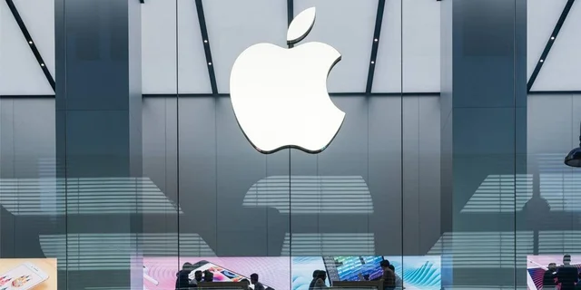 Read more about the article Η απαγόρευση εξωτερικών πληρωμών της Apple κρίθηκε παράνομη σε πιθανή νίκη για τα NFTs και τα κρύπτο