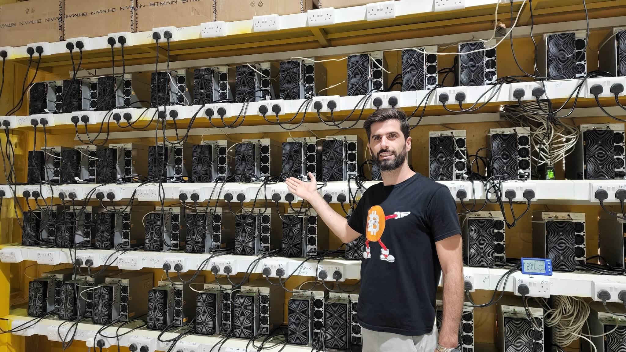 Read more about the article Ο Γιάννης Ανδρέου Ξεκίνησε Την Δική Του Φάρμα Εξόρυξης Bitcoin – Bitcoin Mining