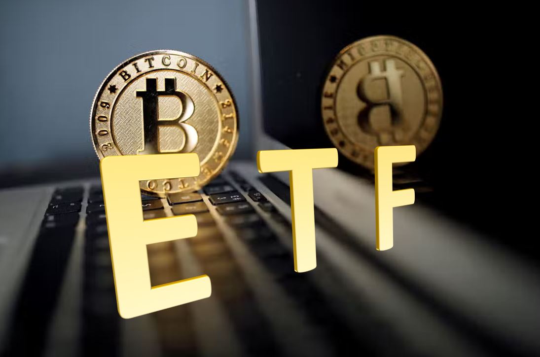 You are currently viewing Οι αναμενόμενες εκκινήσεις Bitcoin ETF αναμένεται να ωθήσουν το μερίδιο των ΗΠΑ στον όγκο συναλλαγών Crypto ETF στο 99,5%, προβλέπει ο αναλυτής