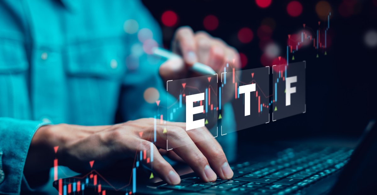 ETF flows πριν το κλείσιμο του έτους δείχνουν τι έχει ήδη τιμολογήσει η αγορά crypto για Bitcoin και Ethereum