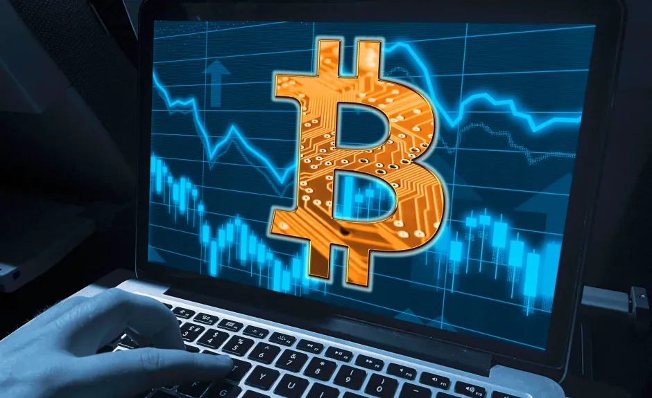 Bitcoin volatility reaches historic low in 2025 as realized volatility falls to 2.24%, showing long-term decline in BTC market fluctuations and signaling a major shift in crypto market structure