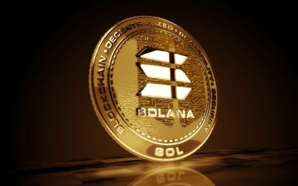 Γράφημα που δείχνει το Solana να ξεπερνά το Ethereum σε market cap tokenized stocks, αναδεικνύοντάς το ως την κορυφαία blockchain αλυσίδα για tokenized μετοχές παγκοσμίως