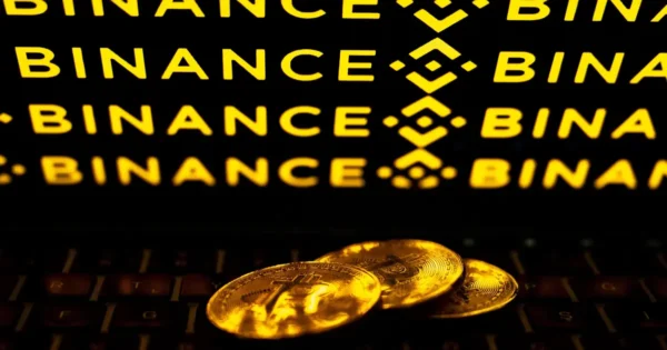 Γράφημα CryptoQuant που απεικονίζει τα αποθέματα stablecoins USDT και USDC σε κεντρικά ανταλλακτήρια, με τη Binance να κατέχει το μεγαλύτερο μερίδιο της συνολικής ρευστότητας.