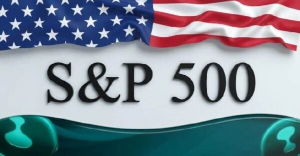 Ψηφιακή απεικόνιση του δείκτη S&P 500 σε περιβάλλον blockchain με το λογότυπο της Hyperliquid, συμβολίζοντας την έναρξη της 24/7 on-chain διαπραγμάτευσης και την κατάρρευση των παραδοσιακών ωραρίων της Wall Street.